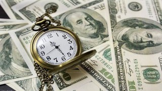 近四年来首次！美国三大股指周线五连跌，恐慌情绪何时终结？