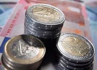 如何认识期权时代的含义？它对期货交易有何影响？