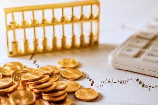 如何看待黄金戒指手工费？手工费对戒指价格有何影响？