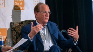 贝莱德CEO：首席执行官们认为美国 “可能正处于经济衰退中”