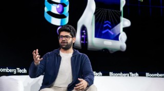 11月5日外盘头条：美国政府停摆追平纪录 IBM裁员数千人 比特币跌破10万美元 苹果拟推出低价笔记本电脑