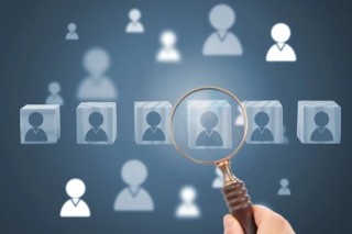 五高管联动调整！透视人保养老人事换防背后的战略棋局