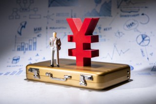 如何认识保险产品并做出合适选择？选择保险产品有哪些方法和考量因素？