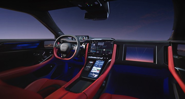 上海车展里的广汽本田烨 GT,展示了华为光场屏的新用法 第4张 上海车展里的广汽本田烨 GT,展示了华为光场屏的新用法 第4张