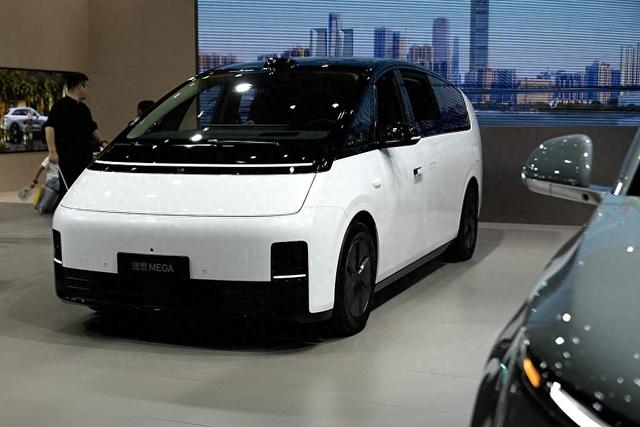 理想三季度营收降三成：MEGA召回影响毛利超11亿元，目标明年重回“增程式领先地位”  第1张