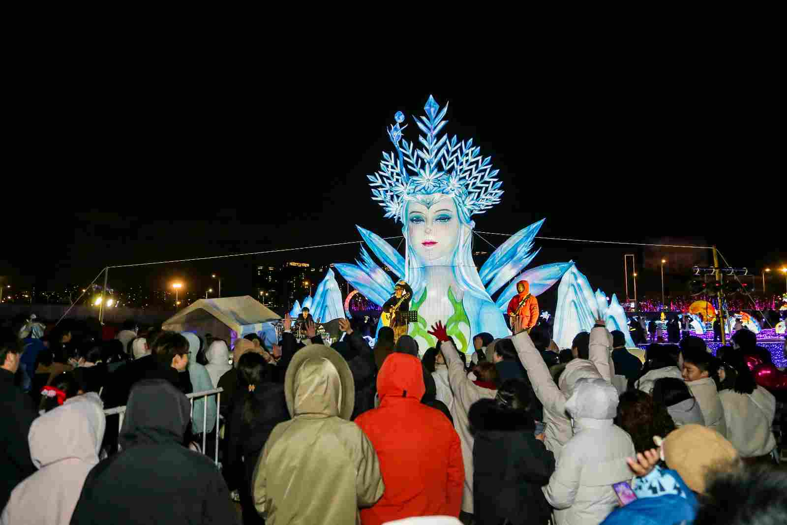 沸点狂欢，共赴璀璨！太仓阿尔卑斯国际度假区绽耀冰雪燃灯跨年夜  第3张