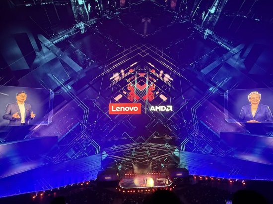 杨元庆:新一轮算力浪潮将源于AI推理的爆发|直击CES 第1张 杨元庆:新一轮算力浪潮将源于AI推理的爆发|直击CES 第1张